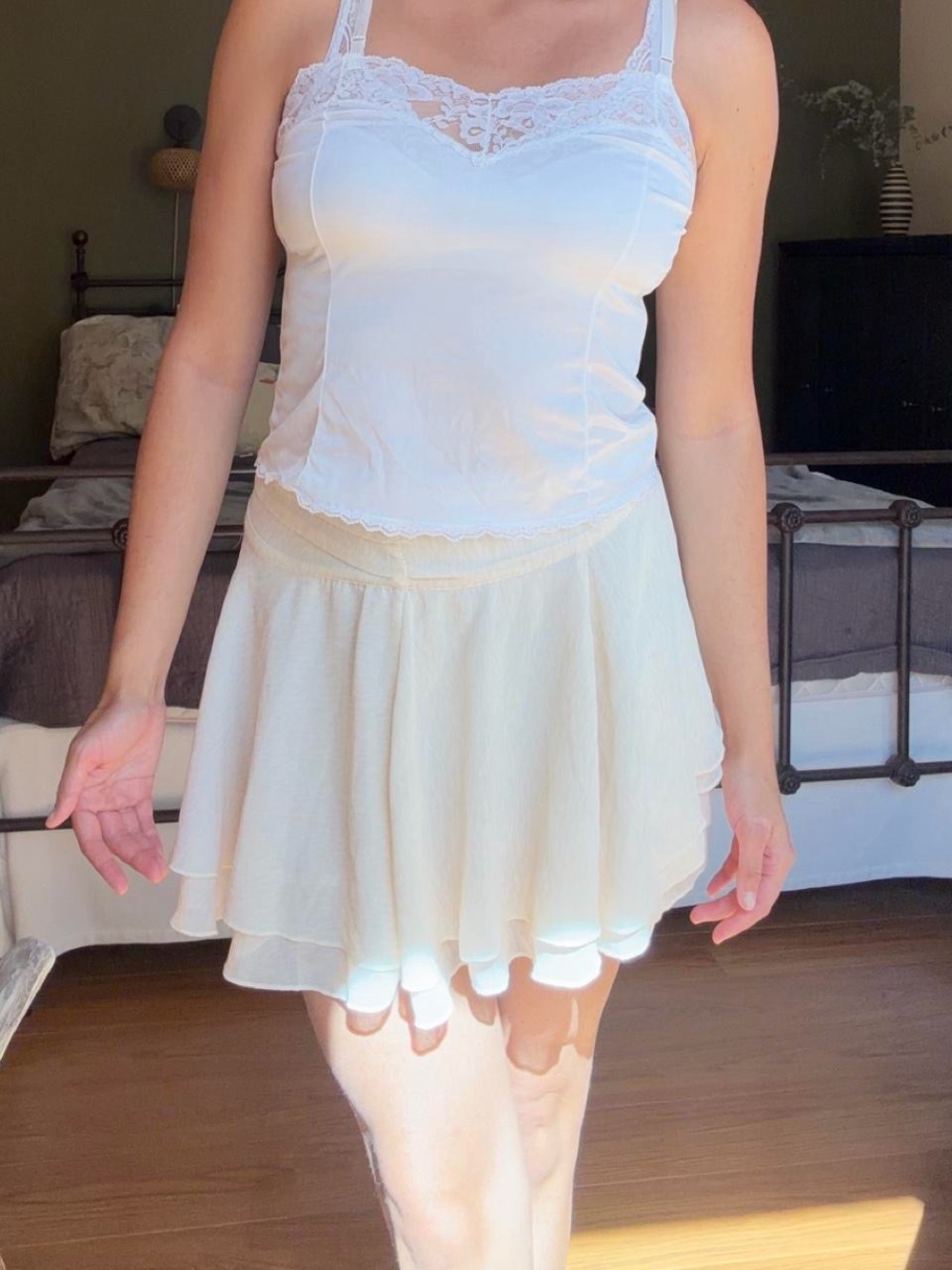 Aerie Chiffon Wrap Mini Skirt Cream With Pattern Size M